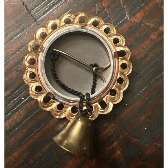 Vintage Pinback Button Bell 1962 Jubilee Belle Mobile June 6-7 - Picture 3 of 3